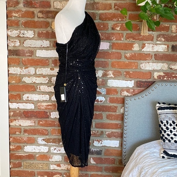TADASHI SHOJI Black Mesh Sequin One Shoulder Dress size large Holiday New Years - Picture 6 of 10